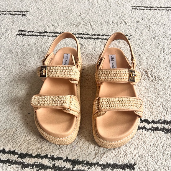 Steve Madden Shoes - Steve Madden Bigmona Sandals